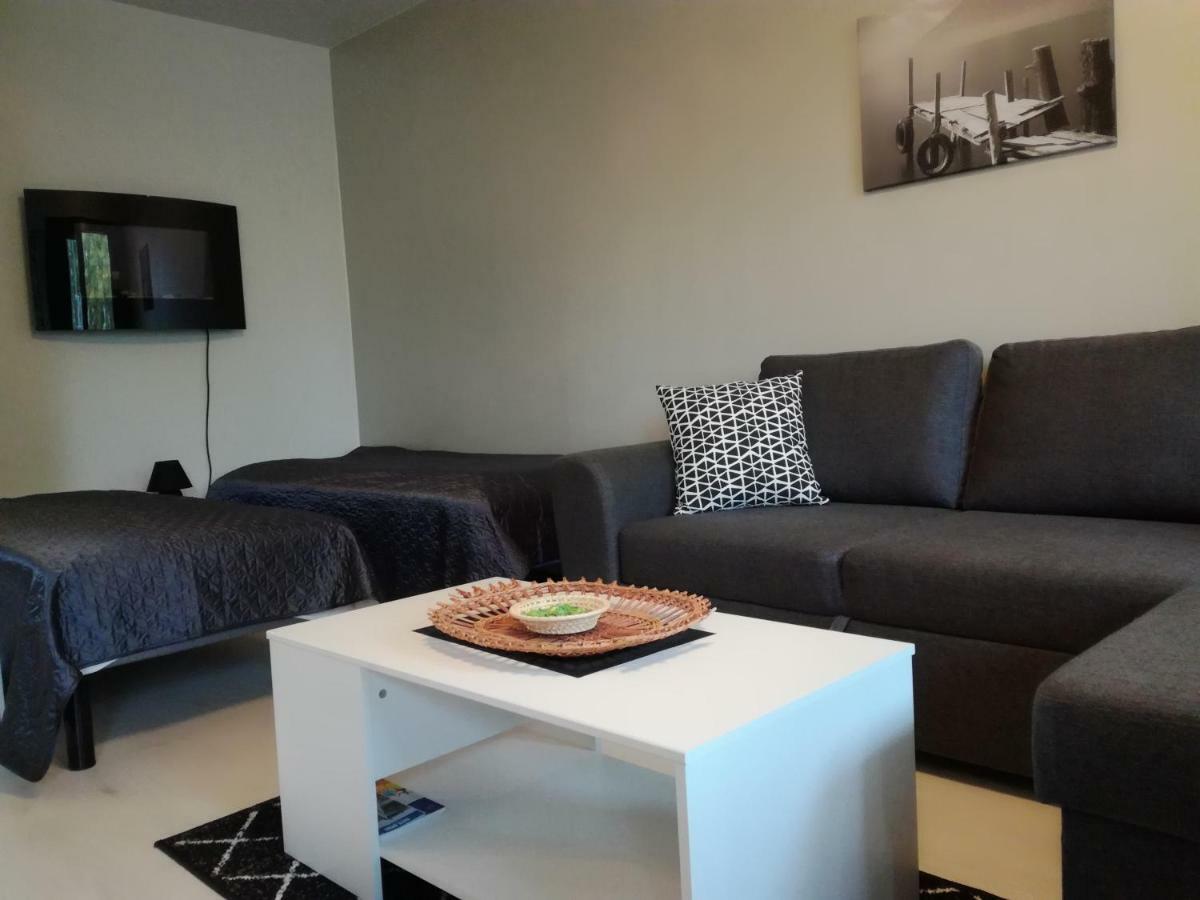 A Lovely One-Room Apartment Near The City Centre. Vaasa Exteriér fotografie